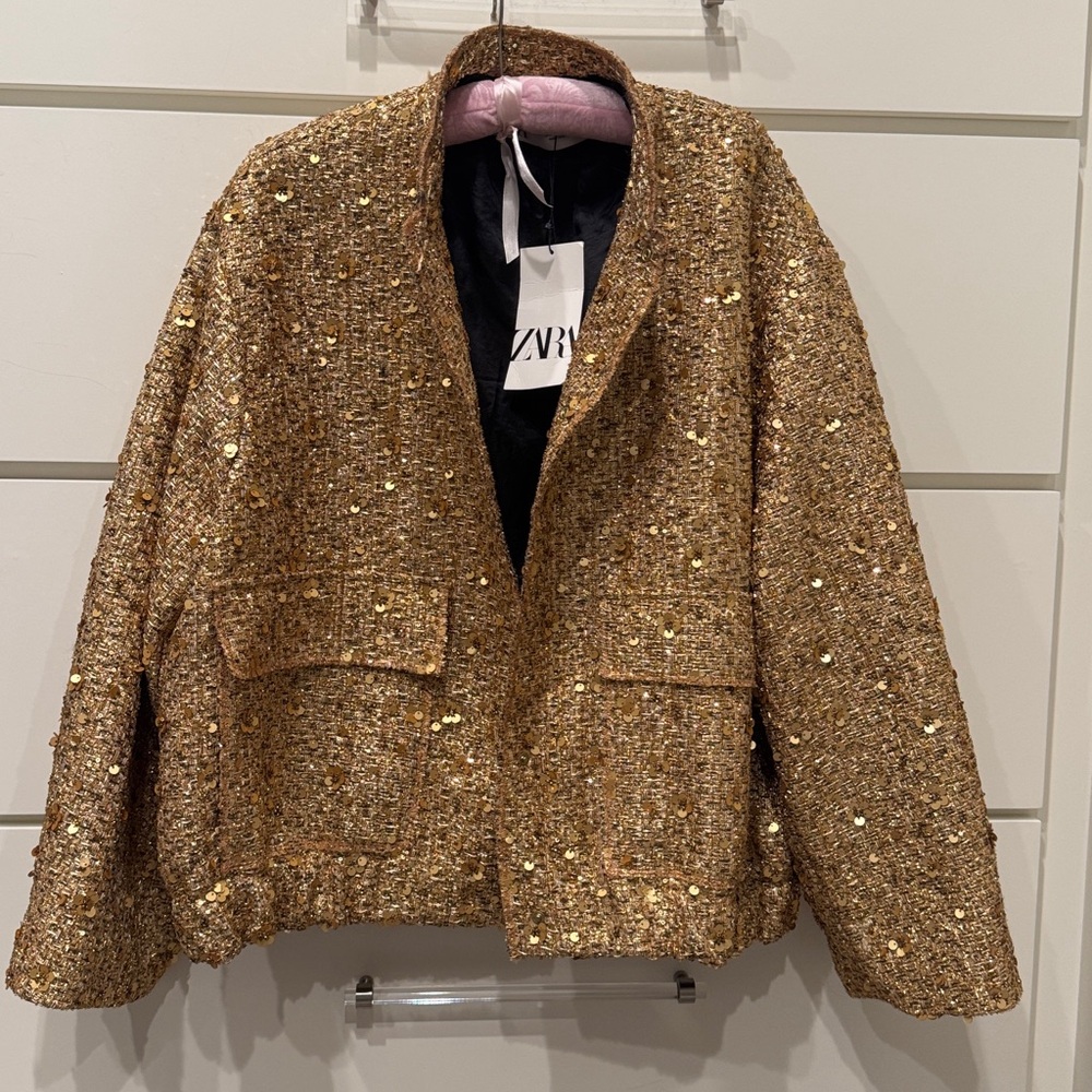 Zara Bloggers favorite! Elegant oversized Gold Women's Sequin Jacket - Picture 4 of 12